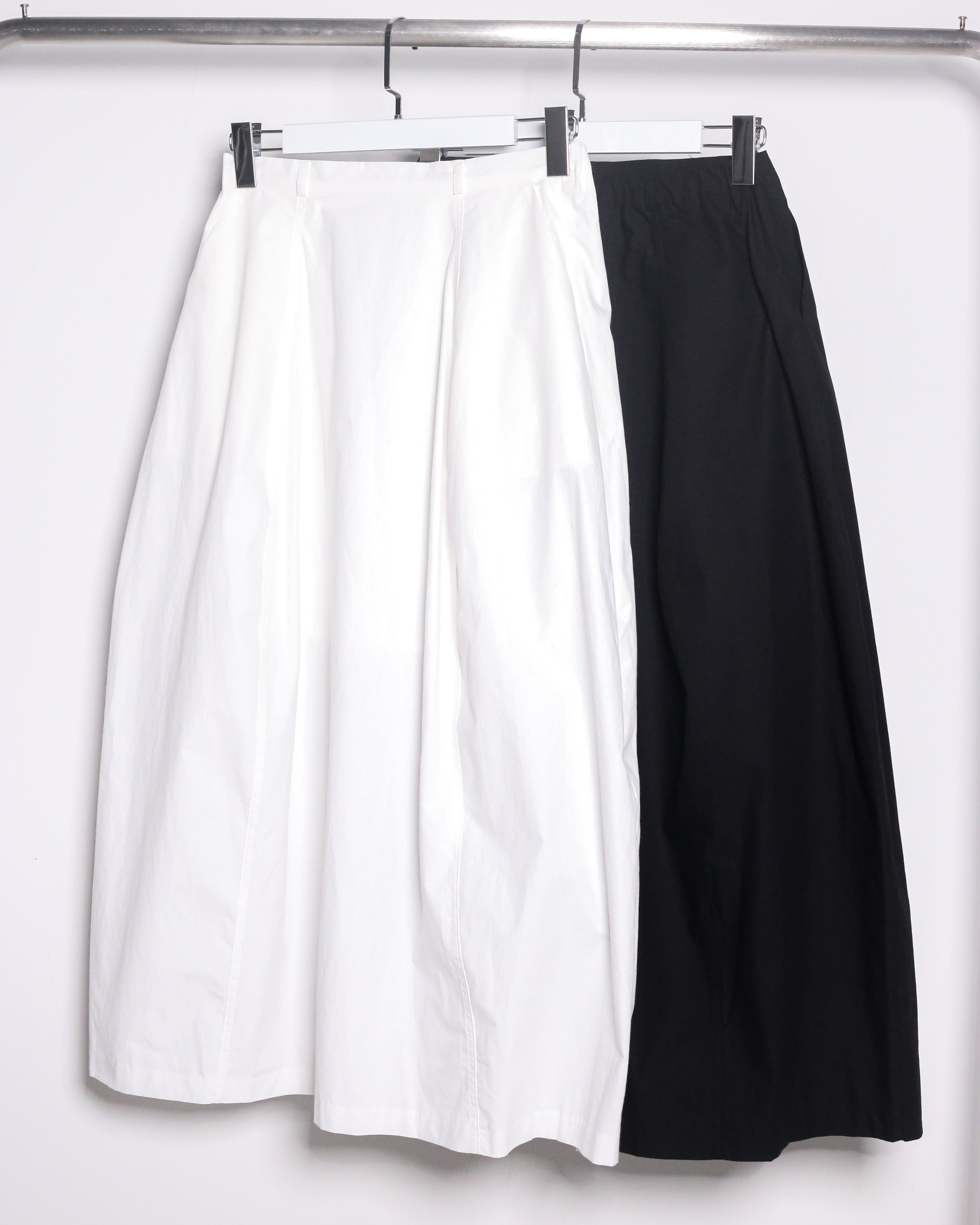 STRUCTURED MAXI SKIRT